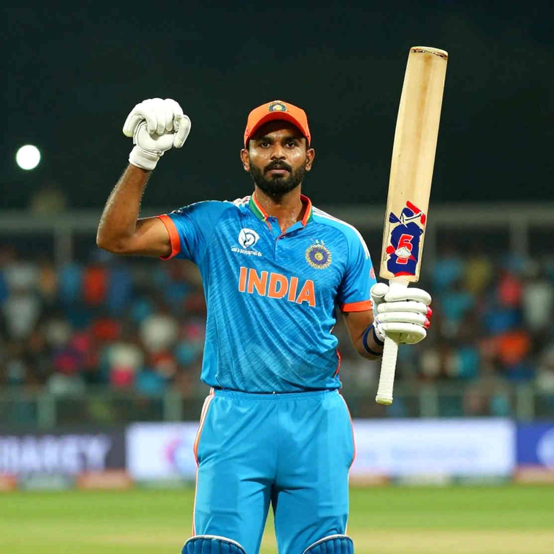 হ্যামস্ট্রিং ইনজুরি থেকে ফেরার পথে জেমিমা রদ্রিগেজ: ভারতের মিডল অর্ডারে নতুন সমীকরণ ও পুরনো ঝুঁকি